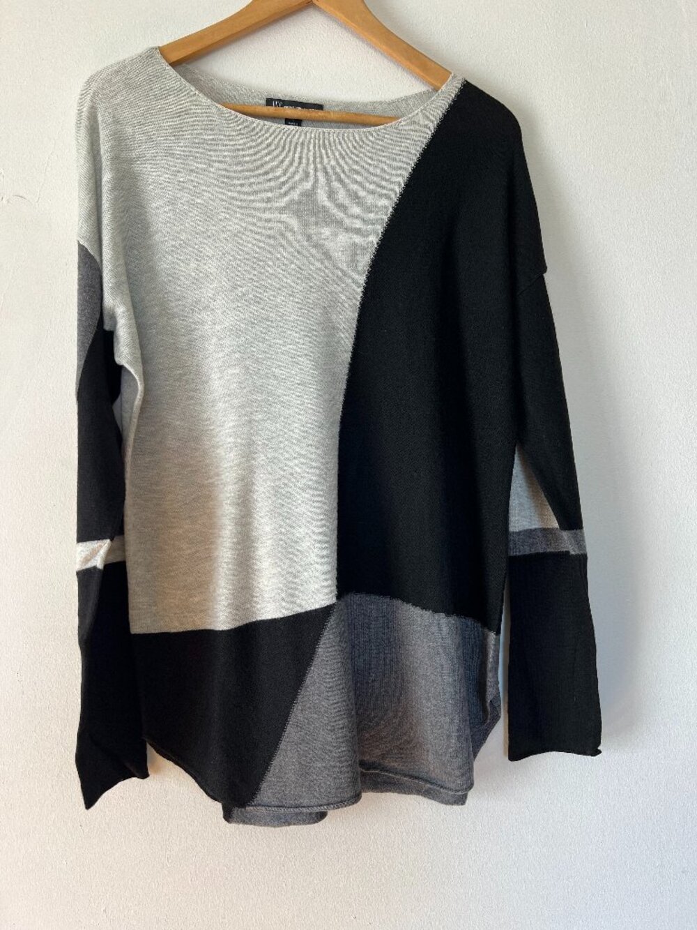 I.N.C. Large wool blend color block sweater